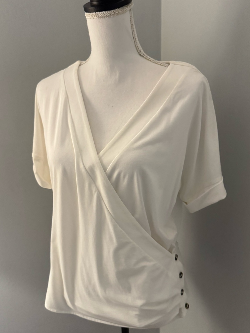Soft Surroundings Womens Knit Top Large Off White Ruched V Neck Short Sleeve